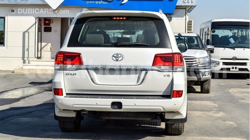Big with watermark toyota land cruiser uganda import dubai 9900