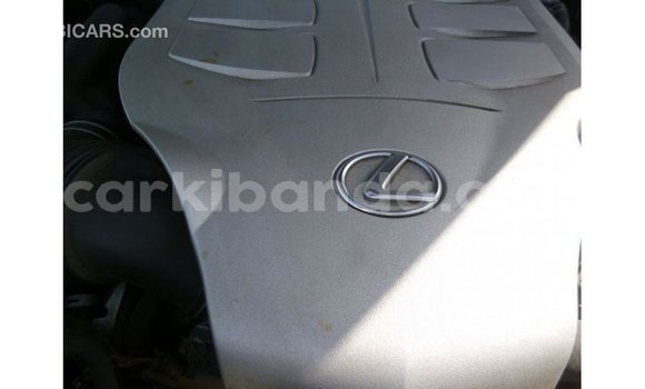 Gura Imported Lexus GX White Imodoka i Import - Dubai mu Uganda Gura Imported Lexus GX White Imodoka i Import - Dubai mu Uganda