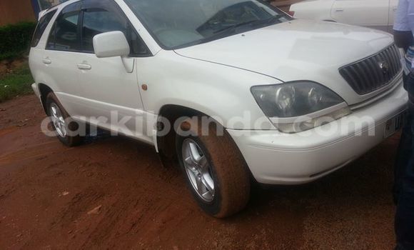 Buy Used Toyota Harrier White Car in Kampala in Uganda Buy Used Toyota Harrier White Car in Kampala in Uganda