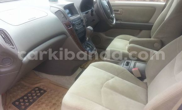 Buy Used Toyota Harrier White Car in Kampala in Uganda Buy Used Toyota Harrier White Car in Kampala in Uganda