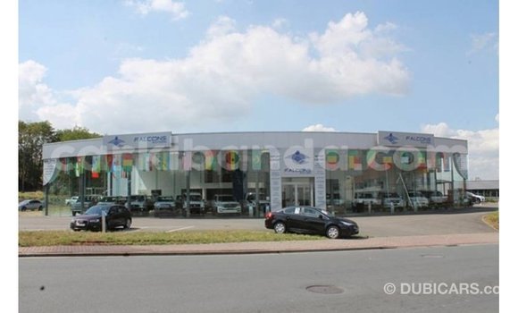 Buy Import Toyota Hilux White Car in Import - Dubai in Uganda Buy Import Toyota Hilux White Car in Import - Dubai in Uganda