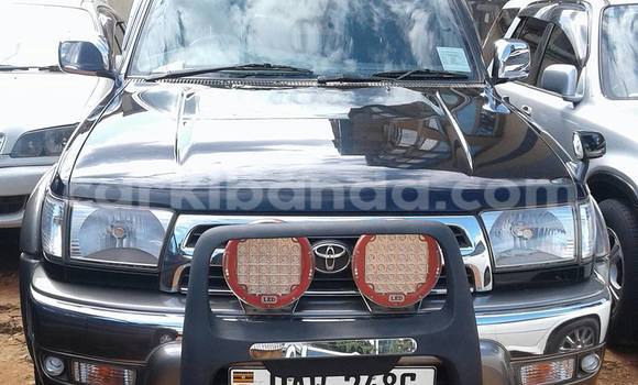 Gura Yakoze Toyota Surf Black Imodoka i Kampala mu Uganda Gura Yakoze Toyota Surf Black Imodoka i Kampala mu Uganda