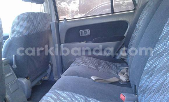 Gura Yakoze Toyota Surf Black Imodoka i Kampala mu Uganda Gura Yakoze Toyota Surf Black Imodoka i Kampala mu Uganda