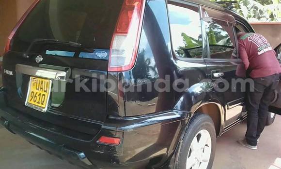 Gura Yakoze Nissan X–Trail Black Imodoka i Kampala mu Uganda Gura Yakoze Nissan X–Trail Black Imodoka i Kampala mu Uganda