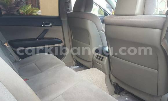 Gura Yakoze Toyota Mark X Silver Imodoka i Kampala mu Uganda Gura Yakoze Toyota Mark X Silver Imodoka i Kampala mu Uganda