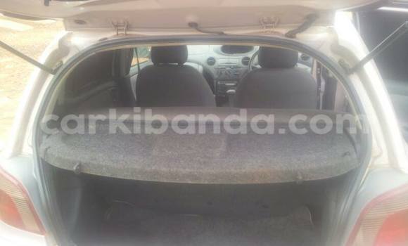 Gura Yakoze Toyota Vitz Other Imodoka i Kampala mu Uganda Gura Yakoze Toyota Vitz Other Imodoka i Kampala mu Uganda