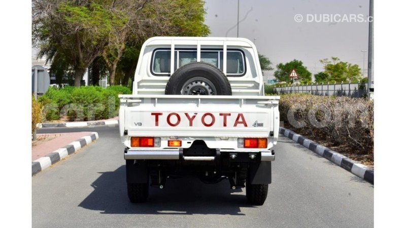 Big with watermark toyota land cruiser uganda import dubai 9945