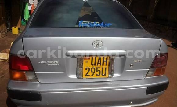 Gura Yakoze Toyota Corsa Silver Imodoka i Kampala mu Uganda Gura Yakoze Toyota Corsa Silver Imodoka i Kampala mu Uganda