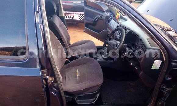 Gura Yakoze Volkswagen Golf Black Imodoka i Kampala mu Uganda Gura Yakoze Volkswagen Golf Black Imodoka i Kampala mu Uganda