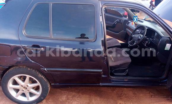 Gura Yakoze Volkswagen Golf Black Imodoka i Kampala mu Uganda Gura Yakoze Volkswagen Golf Black Imodoka i Kampala mu Uganda