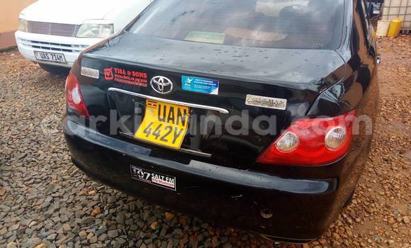 Gura Yakoze Toyota Mark X Black Imodoka i Kampala mu Uganda Gura Yakoze Toyota Mark X Black Imodoka i Kampala mu Uganda