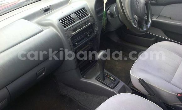 Acheter Occasion Voiture Toyota Starlet Rouge à Kampala, Ouganda Acheter Occasion Voiture Toyota Starlet Rouge à Kampala, Ouganda