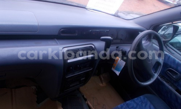 Acheter Occasion Voiture Toyota Noah Autre à Arua, Ouganda Acheter Occasion Voiture Toyota Noah Autre à Arua, Ouganda