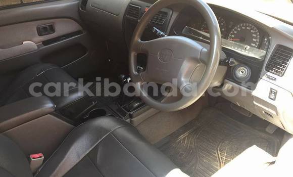 Gura Yakoze Toyota Hilux Surf White Imodoka i Kampala mu Uganda Gura Yakoze Toyota Hilux Surf White Imodoka i Kampala mu Uganda