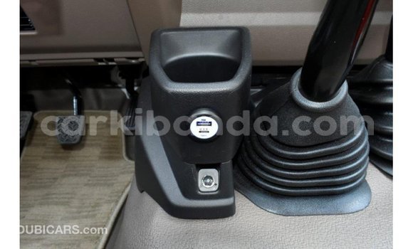 Buy Import Toyota Land Cruiser White Car in Import - Dubai in Uganda Buy Import Toyota Land Cruiser White Car in Import - Dubai in Uganda