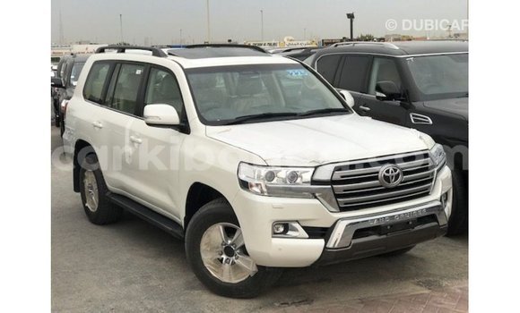 Buy Import Toyota Land Cruiser White Car in Import - Dubai in Uganda Buy Import Toyota Land Cruiser White Car in Import - Dubai in Uganda