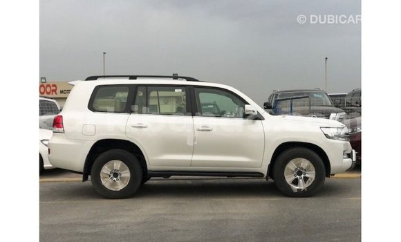 Buy Import Toyota Land Cruiser White Car in Import - Dubai in Uganda Buy Import Toyota Land Cruiser White Car in Import - Dubai in Uganda