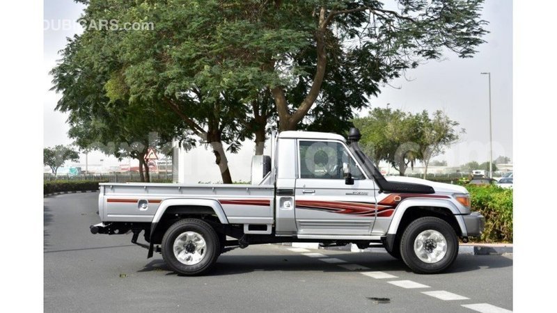 Big with watermark toyota land cruiser uganda import dubai 9978