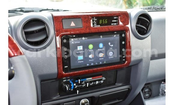 Acheter Import Voiture Toyota Land Cruiser Autre à Import - Dubai, Ouganda Acheter Import Voiture Toyota Land Cruiser Autre à Import - Dubai, Ouganda