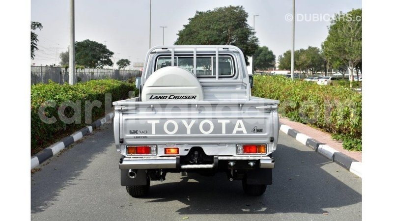 Big with watermark toyota land cruiser uganda import dubai 9978