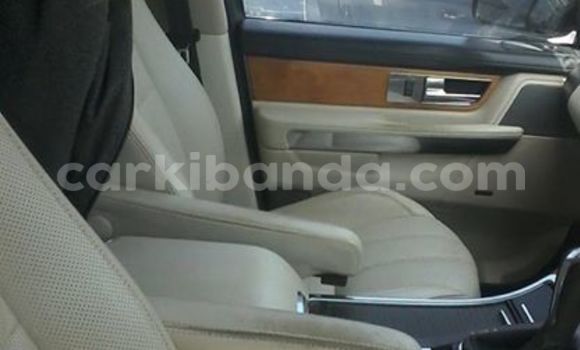 Buy Used Land Rover Range Rover White Car in Busia in Uganda Buy Used Land Rover Range Rover White Car in Busia in Uganda