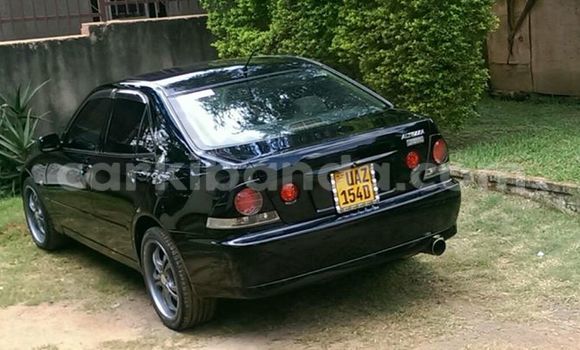 Gura Yakoze Toyota Altezza Black Imodoka i Busia mu Uganda Gura Yakoze Toyota Altezza Black Imodoka i Busia mu Uganda