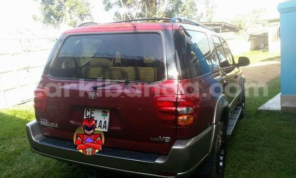 Gura Yakoze Toyota Sequoia Red Imodoka i Busia mu Uganda Gura Yakoze Toyota Sequoia Red Imodoka i Busia mu Uganda