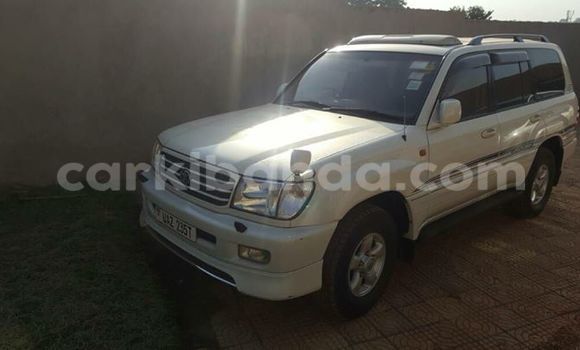 Buy Used Toyota Land Cruiser White Car in Busia in Uganda Buy Used Toyota Land Cruiser White Car in Busia in Uganda
