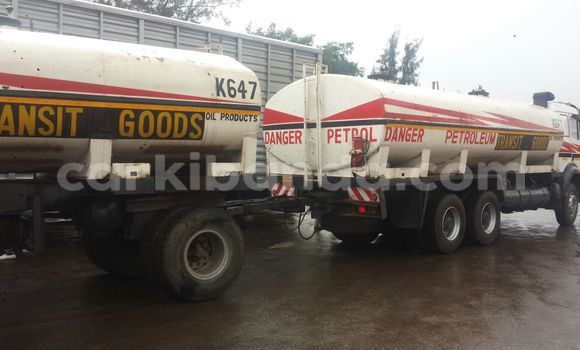 Buy Used Mercedes‒Benz 2628 White Truck in Kampala in Uganda Buy Used Mercedes‒Benz 2628 White Truck in Kampala in Uganda