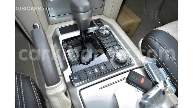 Big with watermark toyota land cruiser uganda import dubai 9994