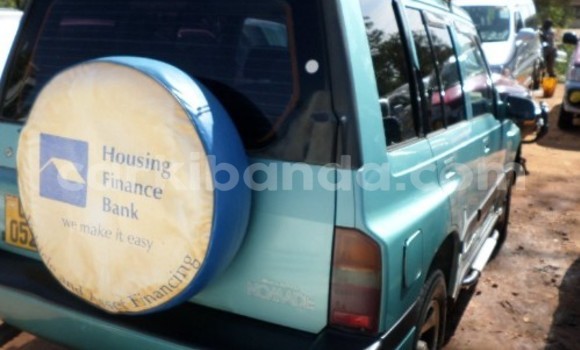 Acheter Occasion Voiture Suzuki Escudo Bleu à Arua, Ouganda Acheter Occasion Voiture Suzuki Escudo Bleu à Arua, Ouganda