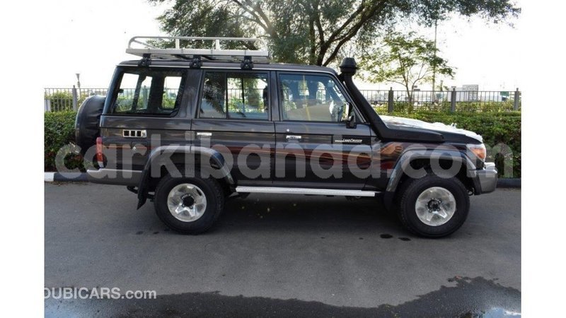 Big with watermark toyota land cruiser uganda import dubai 10004
