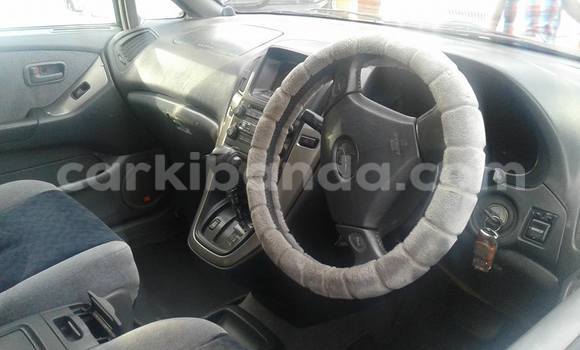 Gura Yakoze Toyota Harrier White Imodoka i Busia mu Uganda Gura Yakoze Toyota Harrier White Imodoka i Busia mu Uganda