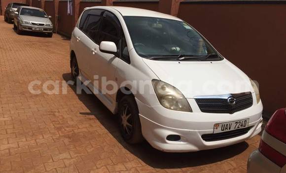 Gura Yakoze Toyota Spacio White Imodoka i Busia mu Uganda Gura Yakoze Toyota Spacio White Imodoka i Busia mu Uganda
