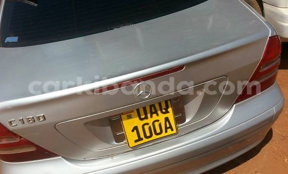 Acheter Occasion Voiture Mercedes‒Benz 200 Bleu à Arua, Ouganda Acheter Occasion Voiture Mercedes‒Benz 200 Bleu à Arua, Ouganda