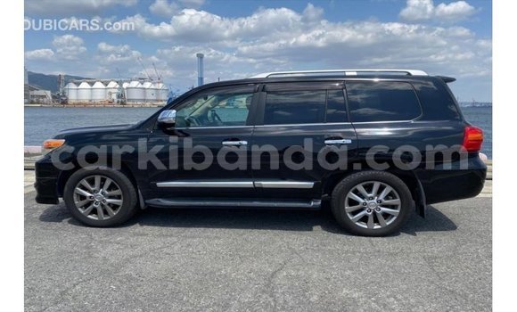 Gura Imported Toyota Land Cruiser Black Imodoka i Import - Dubai mu Uganda Gura Imported Toyota Land Cruiser Black Imodoka i Import - Dubai mu Uganda