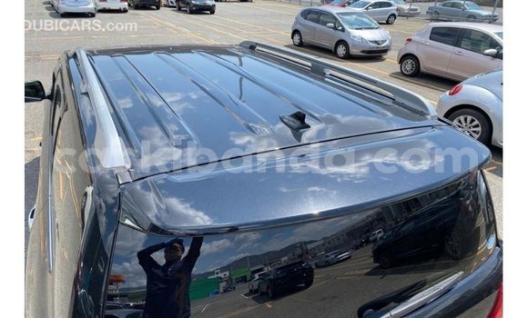 Gura Imported Toyota Land Cruiser Black Imodoka i Import - Dubai mu Uganda Gura Imported Toyota Land Cruiser Black Imodoka i Import - Dubai mu Uganda