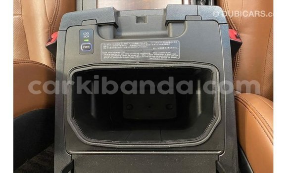 Gura Imported Toyota Land Cruiser Black Imodoka i Import - Dubai mu Uganda Gura Imported Toyota Land Cruiser Black Imodoka i Import - Dubai mu Uganda