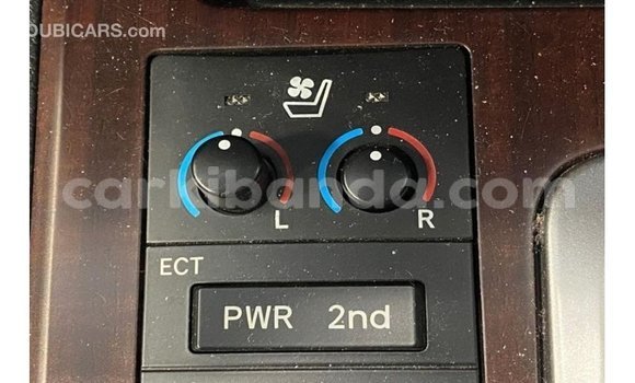 Gura Imported Toyota Land Cruiser Black Imodoka i Import - Dubai mu Uganda Gura Imported Toyota Land Cruiser Black Imodoka i Import - Dubai mu Uganda