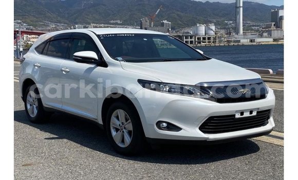 Gura Imported Toyota Harrier White Imodoka i Import - Dubai mu Uganda Gura Imported Toyota Harrier White Imodoka i Import - Dubai mu Uganda
