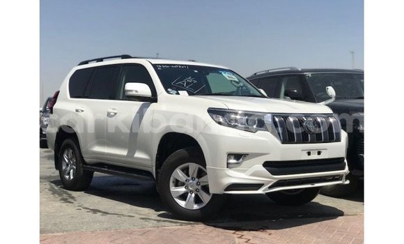 Gura Imported Toyota Prado White Imodoka i Import - Dubai mu Uganda Gura Imported Toyota Prado White Imodoka i Import - Dubai mu Uganda