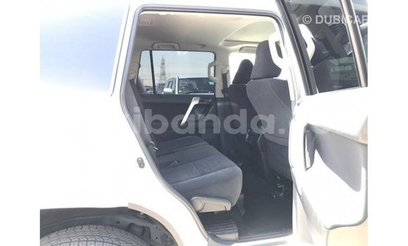 Gura Imported Toyota Prado White Imodoka i Import - Dubai mu Uganda Gura Imported Toyota Prado White Imodoka i Import - Dubai mu Uganda