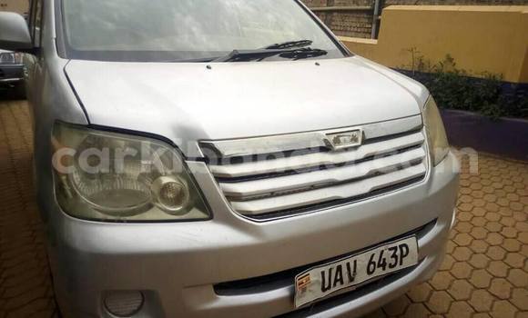 Gura Yakoze Toyota Noah Silver Imodoka i Busia mu Uganda Gura Yakoze Toyota Noah Silver Imodoka i Busia mu Uganda