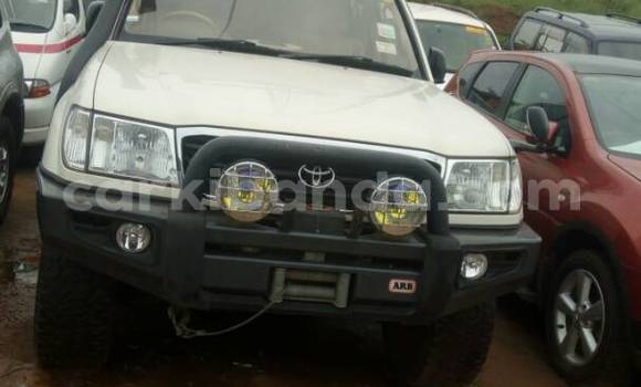 Buy Used Toyota Land Cruiser White Car in Kampala in Uganda Buy Used Toyota Land Cruiser White Car in Kampala in Uganda