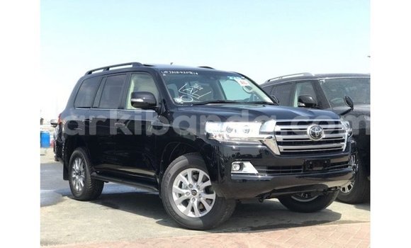 Gura Imported Toyota Land Cruiser Black Imodoka i Import - Dubai mu Uganda Gura Imported Toyota Land Cruiser Black Imodoka i Import - Dubai mu Uganda