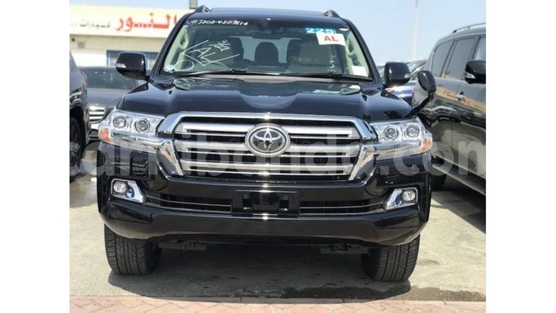 Big with watermark toyota land cruiser uganda import dubai 10025