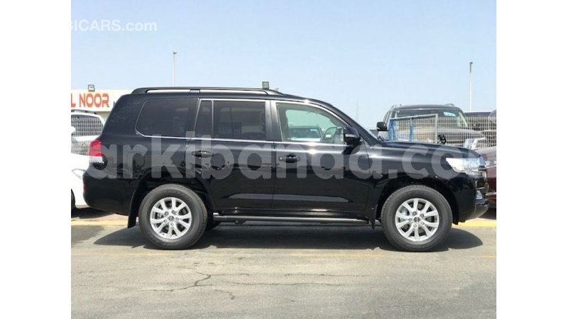 Big with watermark toyota land cruiser uganda import dubai 10025