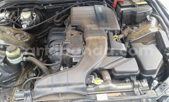 Gura Yakoze Toyota Altezza Black Imodoka i Busia mu Uganda Gura Yakoze Toyota Altezza Black Imodoka i Busia mu Uganda