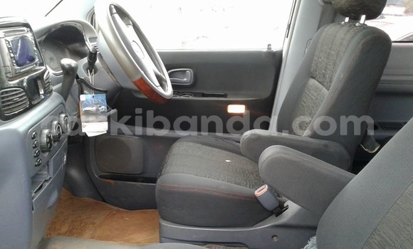 Gura Yakoze Toyota Noah White Imodoka i Busia mu Uganda Gura Yakoze Toyota Noah White Imodoka i Busia mu Uganda