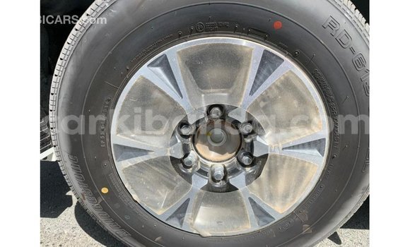 Buy Import Toyota Hiace White Car in Import - Dubai in Uganda Buy Import Toyota Hiace White Car in Import - Dubai in Uganda